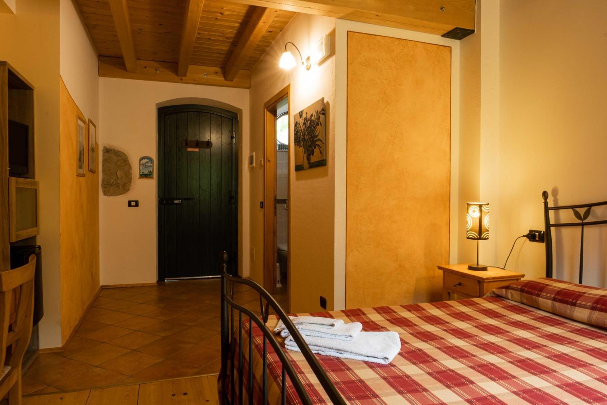 Agriturismo Revena Brentino Belluno Exterior photo